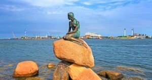 Read more about the article Discover The Magic Of The Little Mermaid Statue In Copenhagen