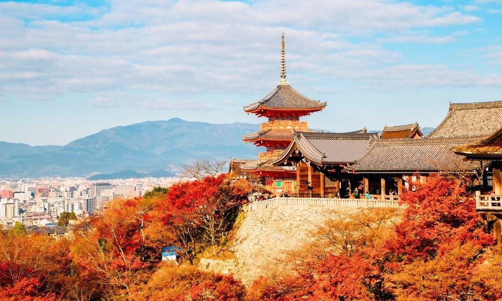 Kiyomizu-dera Temple overlooking Kyoto with traditional Sannenzaka and Ninenzaka streets below.