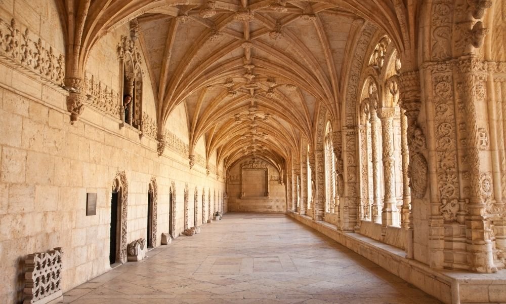 Empty entrance at Jerónimos Monastery shortly after opening at 9:30am